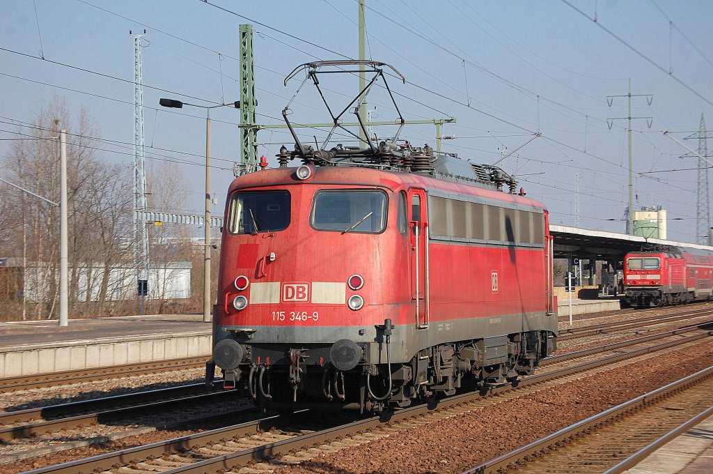 115 346-9 am 23.02.11 Bhf. Flughafen Berlin-Sch�nefeld.