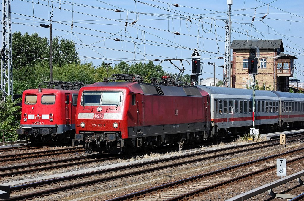 120 113-6 mit PbZ Richtung Berlin Rummelsburg am 24.07.13 Berlin Greifswalder Str. 