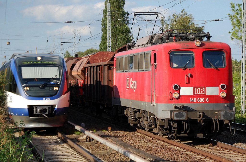 140 600-8 mit gemischten G�terzug durchf�hrt Berlin-Karow, 15.06.10