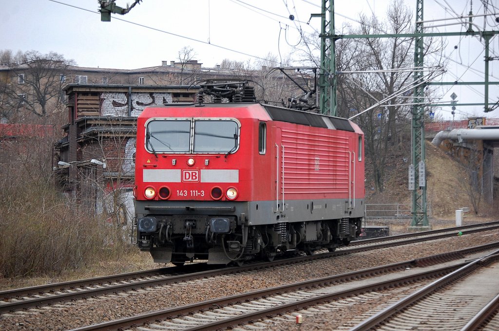 143 111-3 bei der Durchfahrt Bhf. Berlin-Gesundbrunnen, 21.03.12
