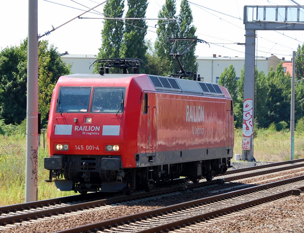 145 001-4 ist zeitweise immer wieder an die Fa. RBH verliehen, hier am 02.07.08 auf Leerfahrt Richtung Berlin-Blankenburg. 