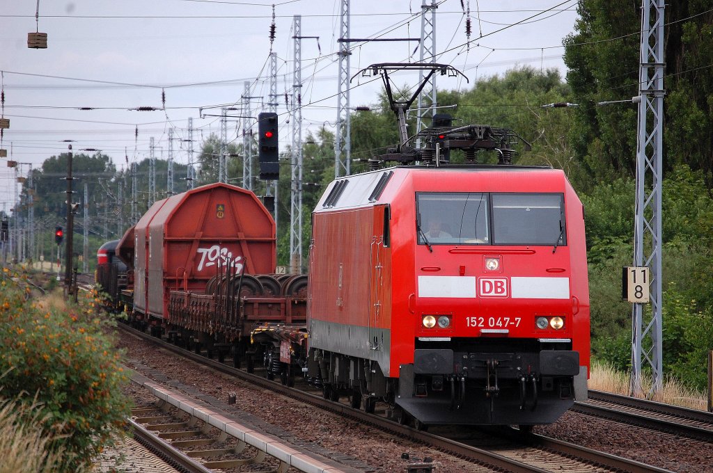 152 047-7 mit gemischtem G�terzug am 24.06.13 Berlin-Karow.