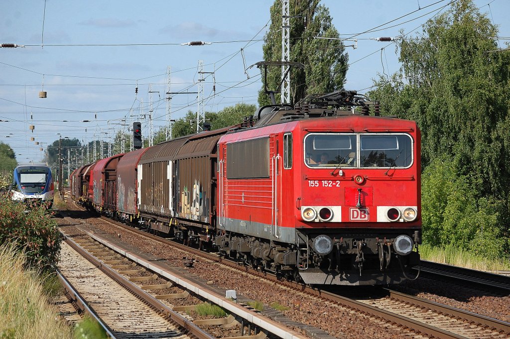 155 152-2 mit gemischtem G�terzug am 10.07.13 Berlin-Karow.