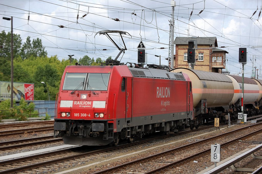 185 308-4 mit Ganzzug Gasdruckkesselwagen (Propen-Transport) Richtung Berlin-Lichtenberg, 04.06.12 Berlin Greifswalder Str.