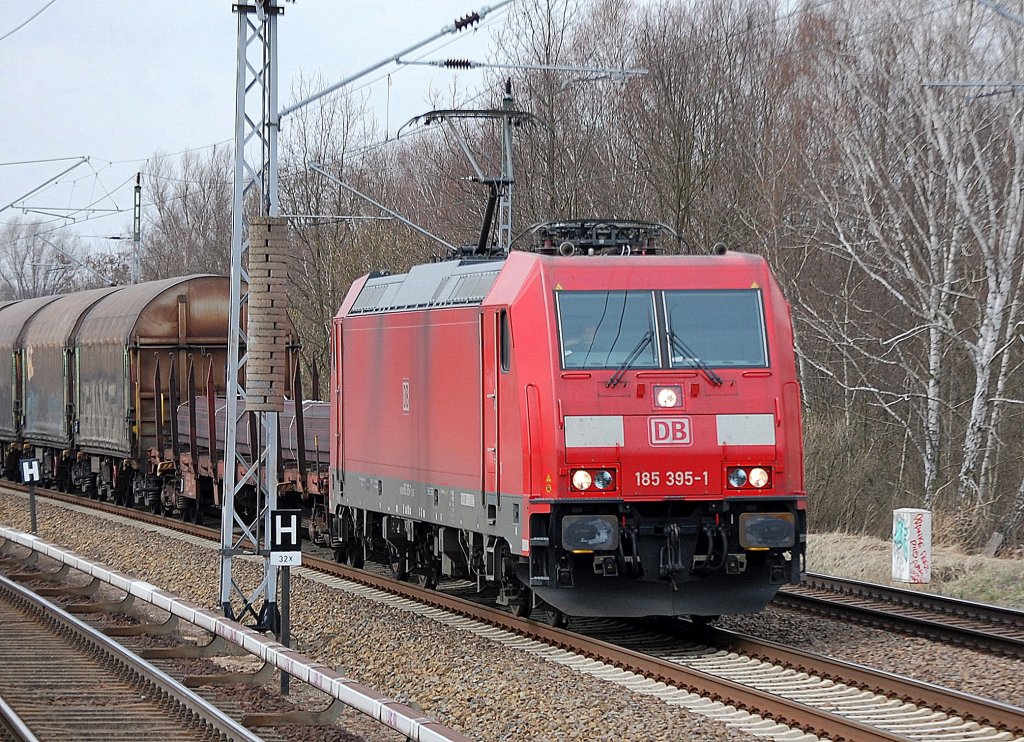 185 395-1 mit einem G�terzug (Stahlprodukte) Richtung karower kreuz Berlin, 31.03.11 M�hlenbeck-M�nchm�hle.