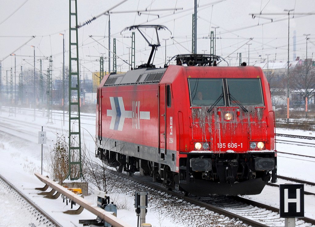 185 606-1 2064/91 80 6185 606-1 D-HGK auf Leerfahrt Richtung Berlin-Spandau, 03.12.10 Berlin-Beusselstr.