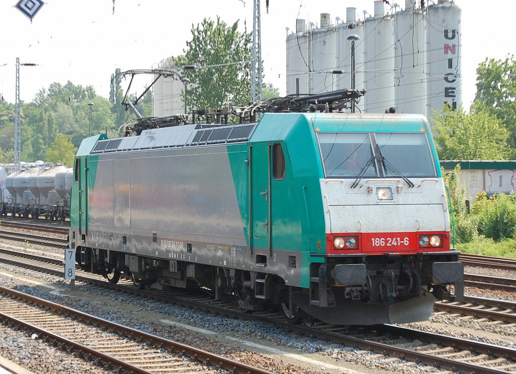 186 241-6 (9180 6186 241-6 D-DB) Richtung Bornholmer Str., 29.04.11 Berlin Greifswalder Str.