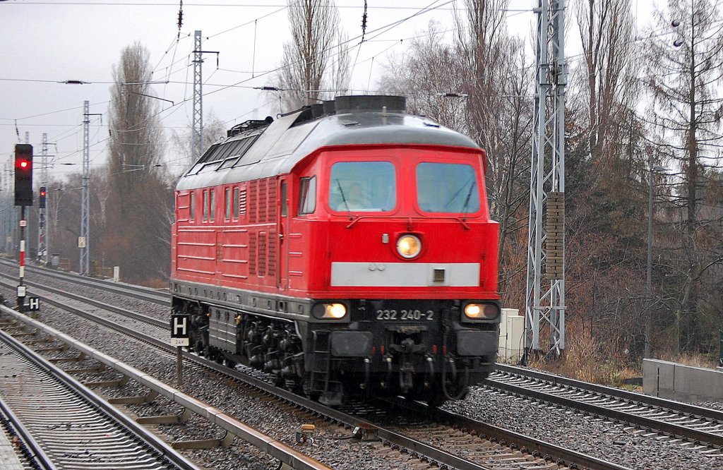 232 240-2 am 19.01.12 Berlin-Karow.