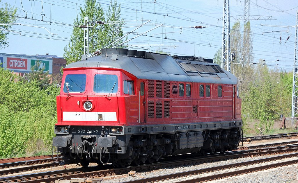232 240-2 am 27.04.12 Berlin Springpfuhl.