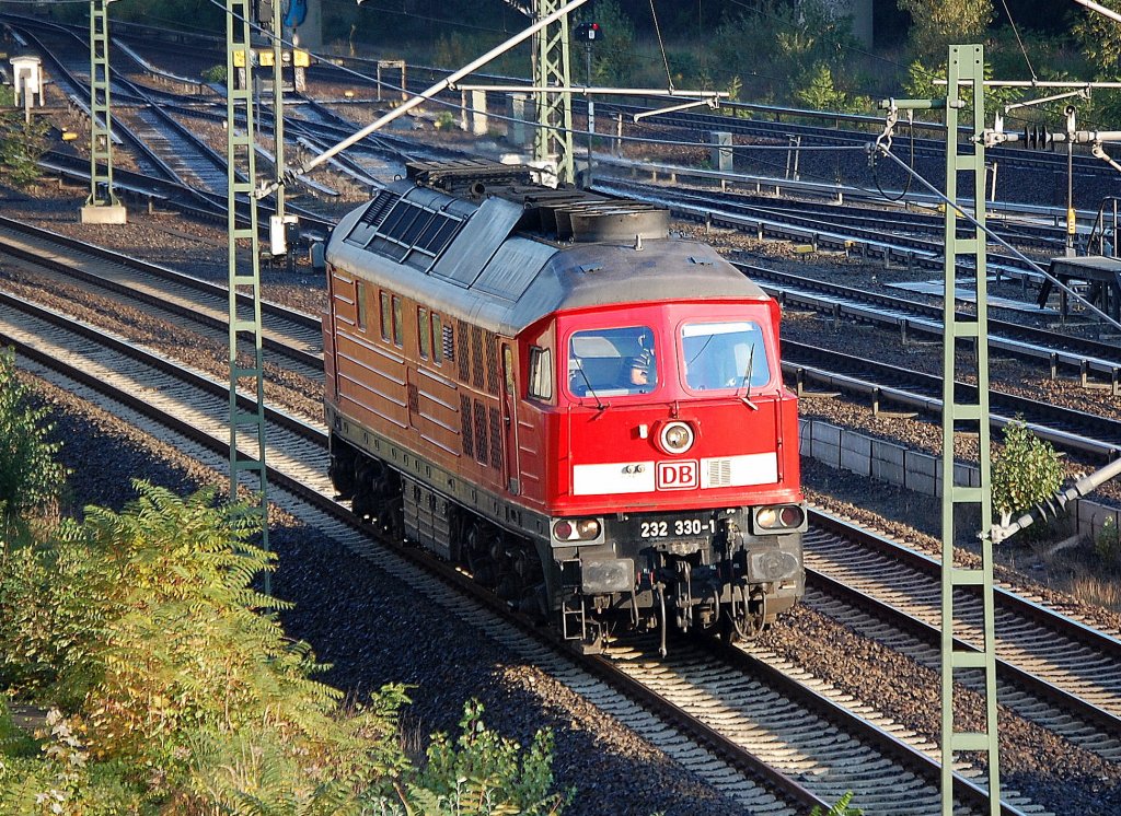 232 330-1 auf dem Berliner Innering Richtung Berlin Westkreuz, 18.10.10