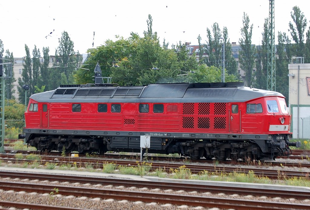 232 498-6 unterwegs Richtung Berliner Westhafen, 10.09.10 Gbf. Berlin-Moabit.