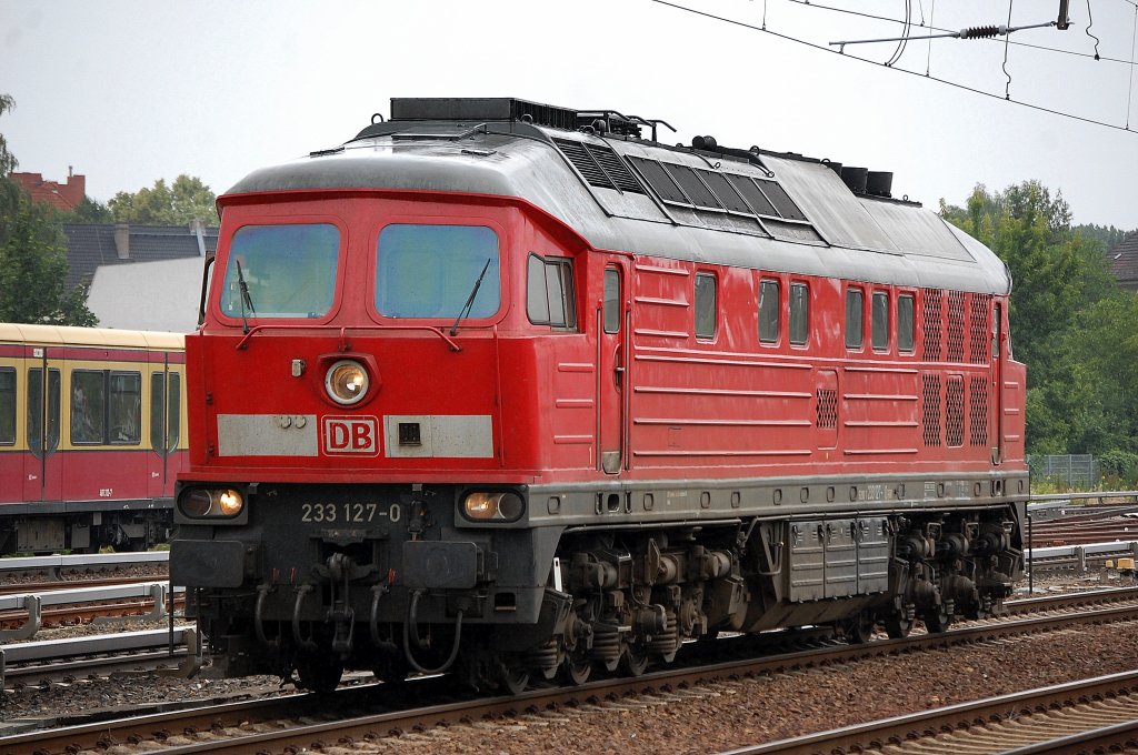 233 127-0 am 27.06.12 Bhf. Berlin-Lichtenberg. 