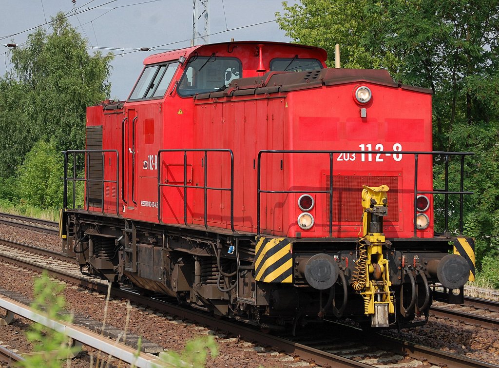 Alstom-Mietlok 203 112-8 (92 80 1203 112-8 D-ALS, LEW Bj.1974) wohl immer noch an die Chemion Logistik vermietet am 05.07.13 Berlin-Karow.