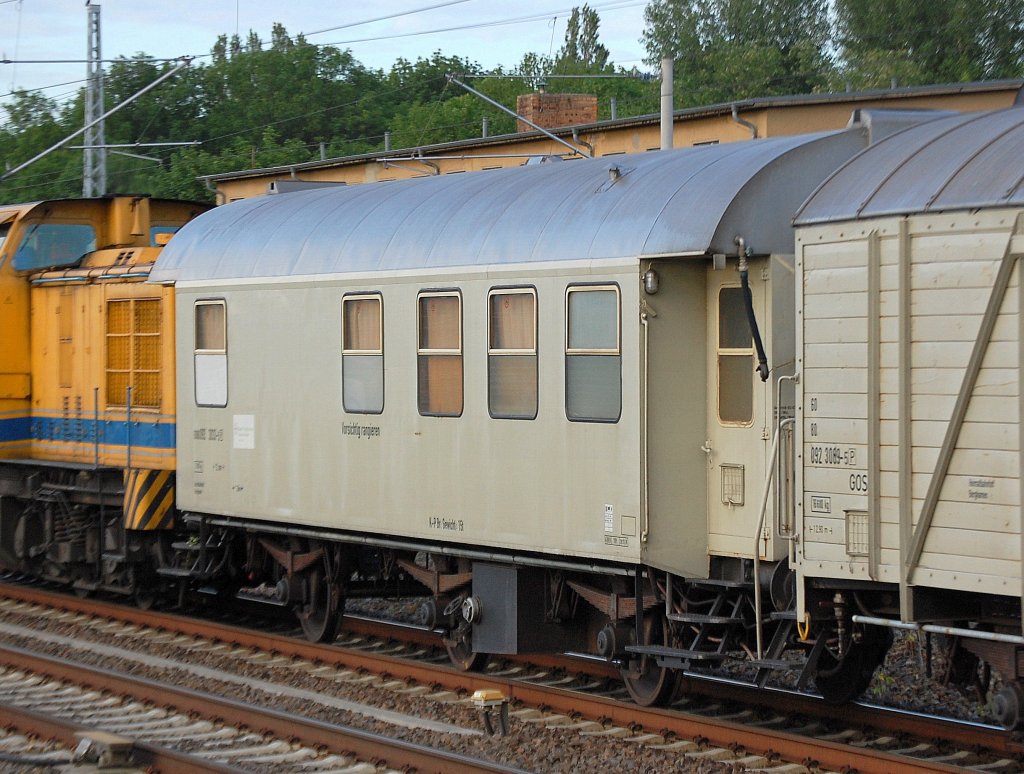 Am Ende des Zuges der Personalaufenthaltswagen mit der Nr. 60 80 092 3033-5(P) Heimatbahnhof: Bergkamen, 20.06.10 Berlin-Blankenburg.