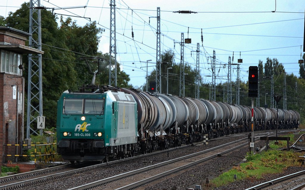 ATC Mietlok f�r Captrain/ITL? 185-CL 006 (185 506-3) mit Kesselwagenzug Richtung Bernau am 13.08.13 Berlin-Karow.