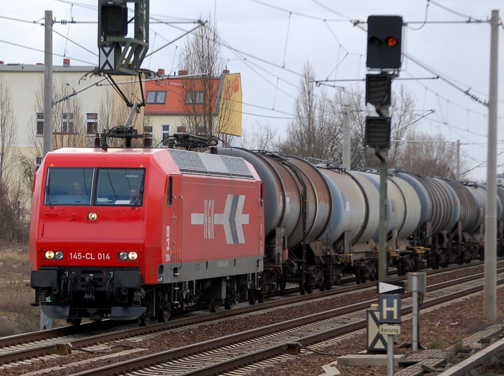 Auch die CBRail Lok HGK 2004/145-CL 014 (aktuell 91 80 6145 092-3 D-XRAIL, Adtranz Bj.2000) war viele Jahre an HGK vermietet und f�hrt nun aktuell f�r die Fa. Crossrail. Hier fuhr die Lok mit einem Leerzug Kesselwagen Richtung Schwedt �ber Bernau am 18.03.09 Berlin-Pankow. 