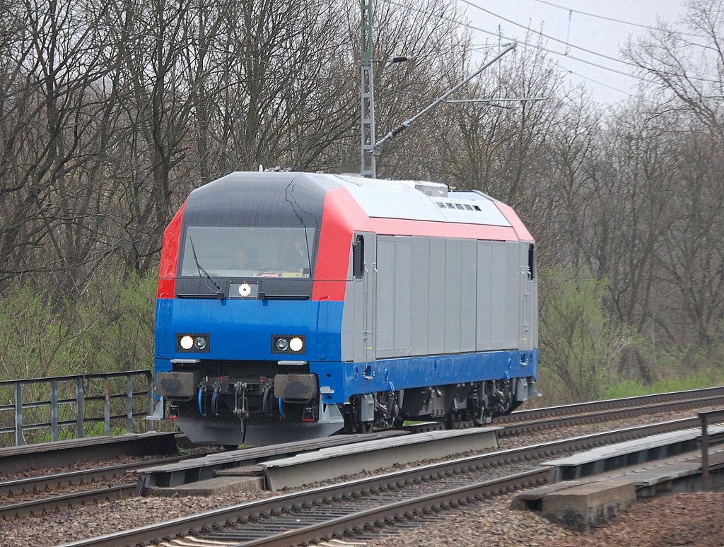 Auf Abnahmefahrt noch ohne Nr. und Firmenbezeichnung, die Siemens ER 20 ist f�r die rum�nische Firma Cargo Trans Vagon (insges. sind zwei bestellt) am 06.04.11 M�hlenbeck-M�nchm�hle Richtung Oranienburg.