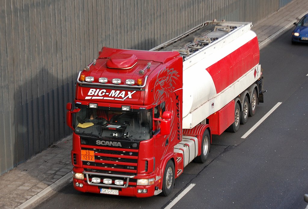 BIG MAX SCANIA R580 mit Tankauflieger lt. Gefahrstofftafel f�r Dieselkraftstoff, 31.01.13 Berliner Stadtautobahn H�he Kaiserdamm.