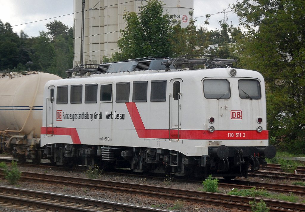 Da sie hier nun regelm��ig zu finden ist mu� sie wohl f�r die EGP t�tig sein, ob die EGP diese alte Lok endg�ltig �bernimmt? Zementwerk Gbf. Berlin Greifswalder Str. am 28.08.10