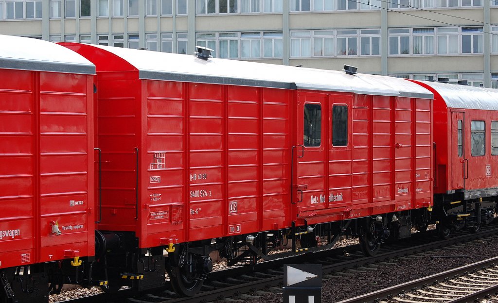 DB Netz Notfalltechnik Ger�tewagen mit der Nr. D-DB 48 80 9400 924-3 Ehz-G 360 am 05.08.13 Berlin-Wedding.