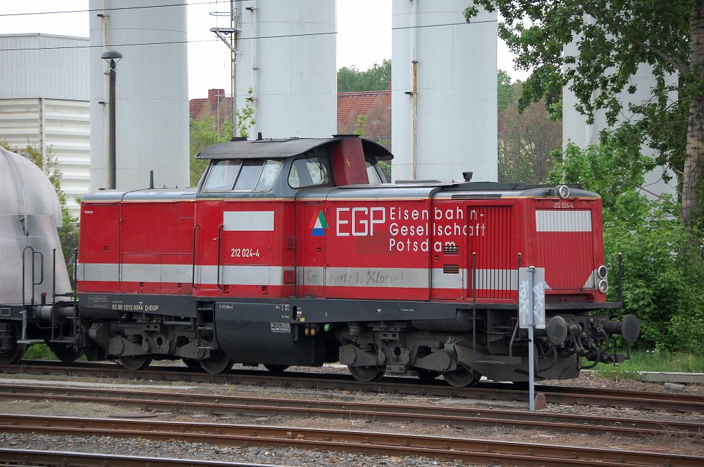 EGP Lok 212 024-4 (92 80 1212 0244 D-EGP) am 07.05.12 Berlin Greifswalder Str.