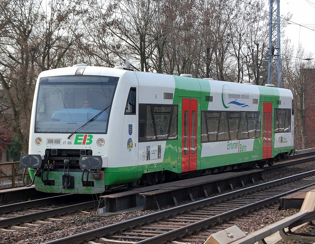 EIB VT 006 (ADtranz Baujahr 1998), ein RS1 auf Wartungstour zum Stadler Werk Berlin-Pankow, 06.04.10 Berlin-Pankow.