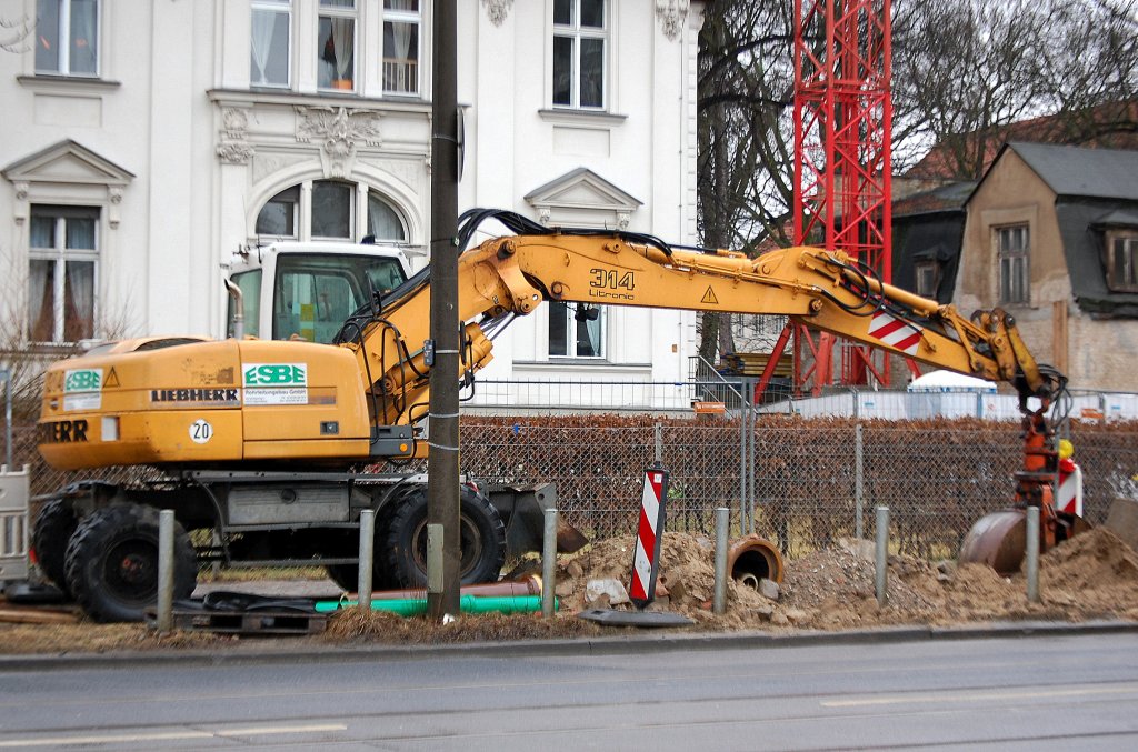 Ein LIEBHERR Litronic 314 Mobilbagger der Fa. ESBE, 24.02.12 Berlin-Niedersch�nhausen.