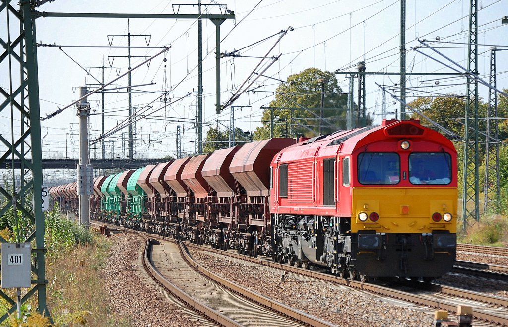 Eine mir bisher unbekannte Claas 66 m�glicherweise auch f�r ITL t�tig siehe Sch�ttgutwagen am Haken am 17.09.12 Bhf. Flughafen Berlin-Sch�nfeld. Allerdings hatte ich beim Vorbeifahren irgenwie das Gef�hl ein HGK Endung bei der INR gesichtet bzw. noch erkannt zu haben?, vielleicht aber optische T�uschung.