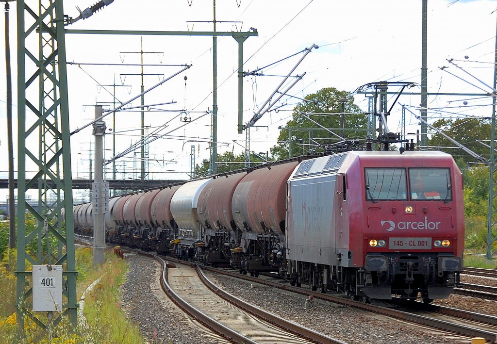 EKO-Trans 145-CL 001 (91 80 6145 081-6 D-EKO) unterwegs mit einem Ganzzug Staubsilowagen f�r Steinkohlestaub, 03.09.10 Flughafen Berlin-Sch�nefeld.