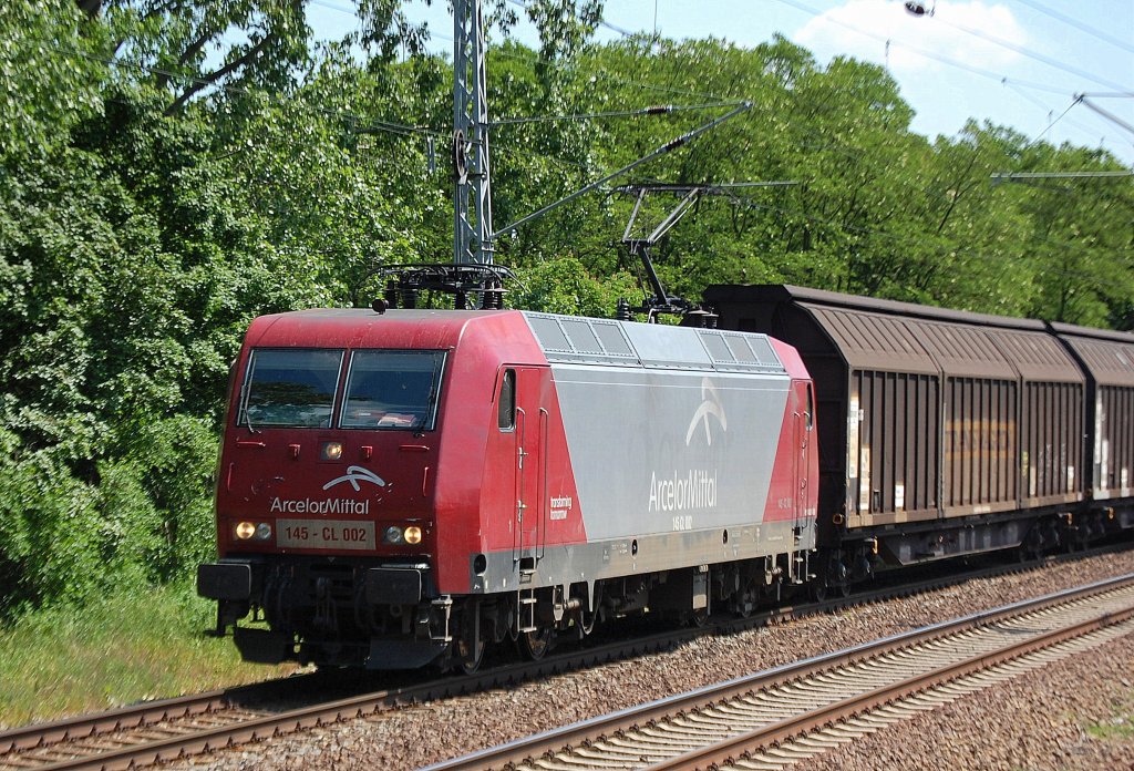 EKO-Trans 145-CL 002 (91 80 6145 082-4 D-EKO) mit Ganzzug Schiebewandwagen Richtung Oranienburg, 23.05.12 M�hlenbeck-M�nchm�hle.
