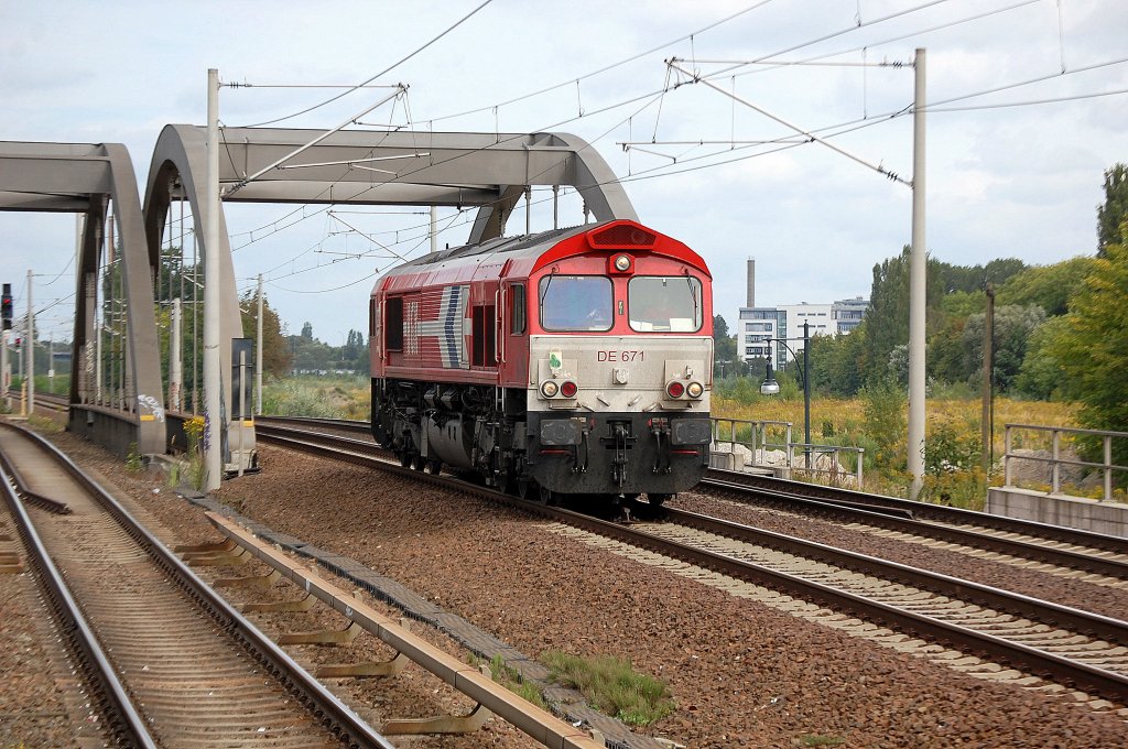 HGK DE 671 (92 80 1266 071-0 D-HGK) Richtung Berliner Innenstadt am 05.09.12 Berlin-Pankow