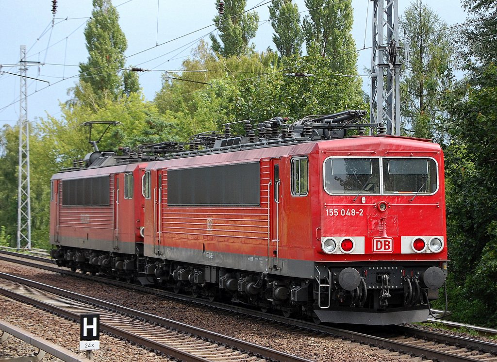 Hier die 155 048-2 am Haken von 155 125-8 am 20.07.09 Richtung Bernau in Berlin-Karow.
