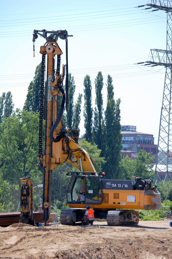 Hier einsatzbereit aufgebaut das ABI TM 13/16 System am 02.07.08 Gro�baustelle Berlin Ostkreuz.