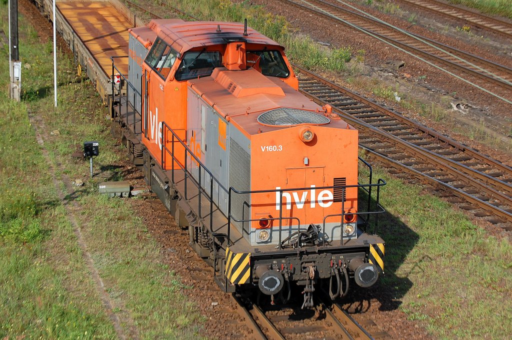 hvle V160.3 (203 105-2) rangierte am 10.09.12 in Elstal beim RLCW und stellte einen �berf�hrungszug zusammen um zwei DB Talent 2 Triebz�ge (442 780 + 442 ???) dann anschlie�end von Elstal aus zu �berf�hren.