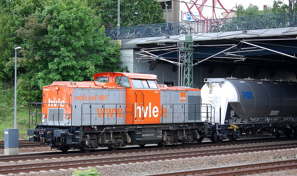 hvle V160.8 (203 616-8) mit Ganzzug GATX Silowagen (Typ Uacns) Richtung Nordosten, 14.05.13 Berlin-Beusselbr�cke.