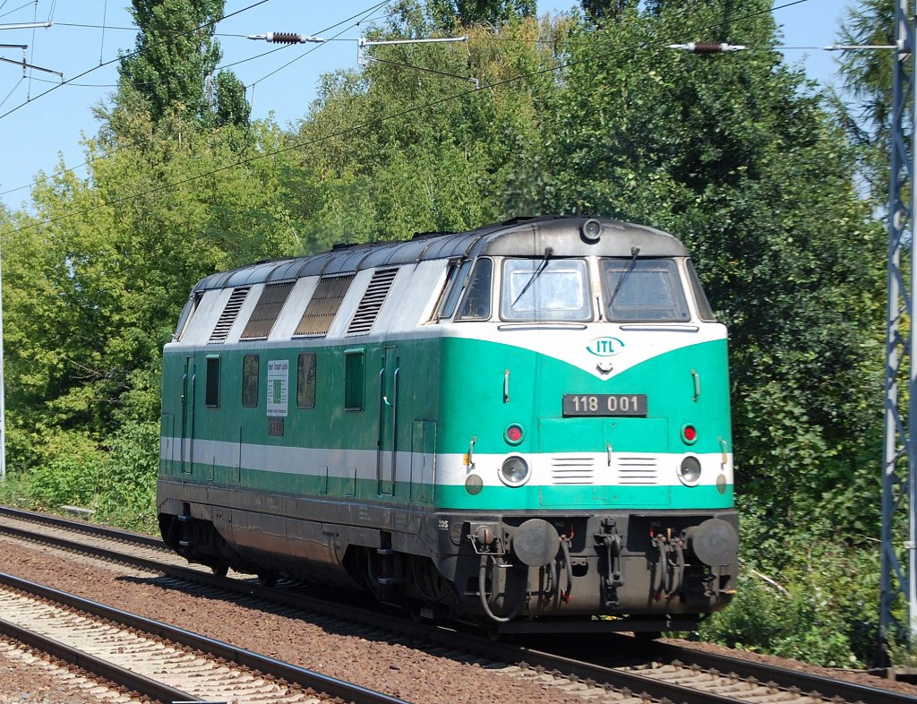 ITL 118 001 (LKM, Bj.1965, ex DR 228 119) am 31.07.08 Berlin-Karow.