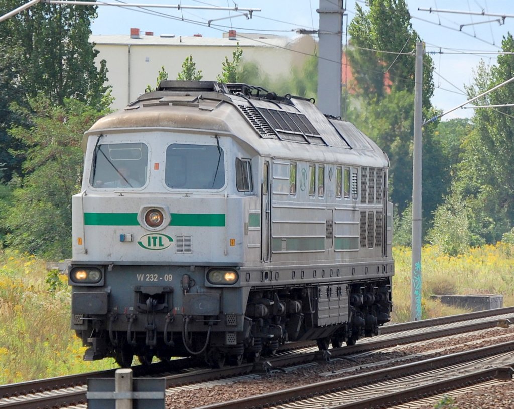 ITL W232.09 (92 80 0232 209-3 D-ITL, Bj.1978 Umbau ADtranz 2001) noch in der alten Farbe, 23.08.08 Berlin-Pankow.