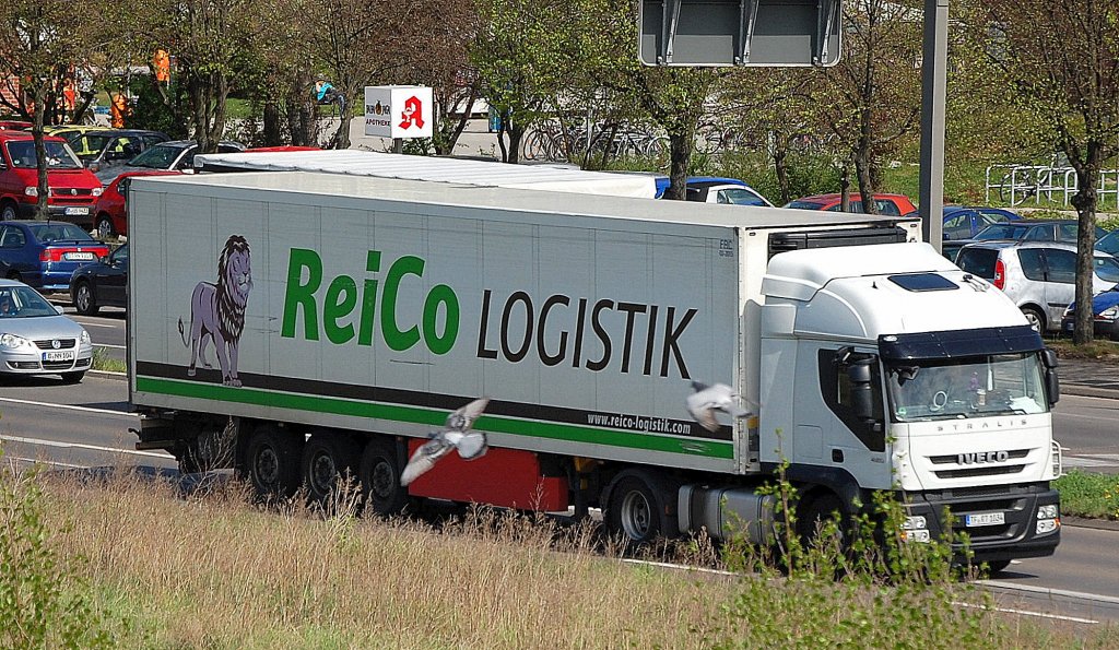 IVECO STRALIS 450 Zugmaschine mit ReiCo LOGISTIK Auflieger, 27.04.12 M�rkische Allee Berlin.