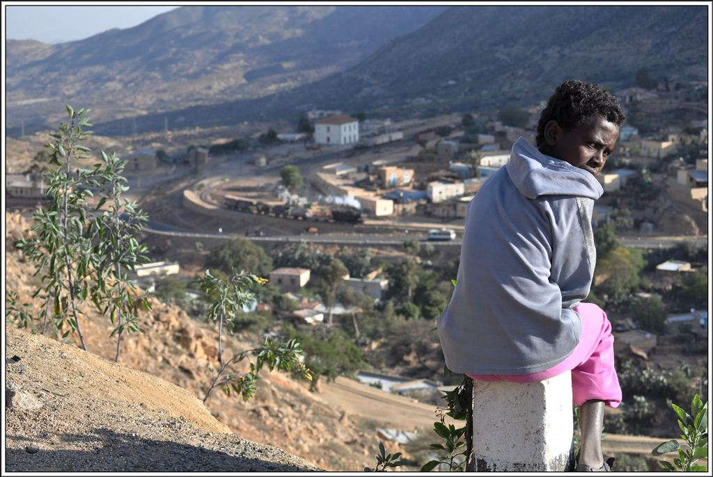 Junger Zuschauer hoch �ber Nefasit. (01.02.2012)