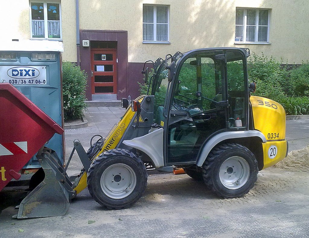 kramerALLRAD 350 Radlader, 14.05.11 Berlin-Pankow.
