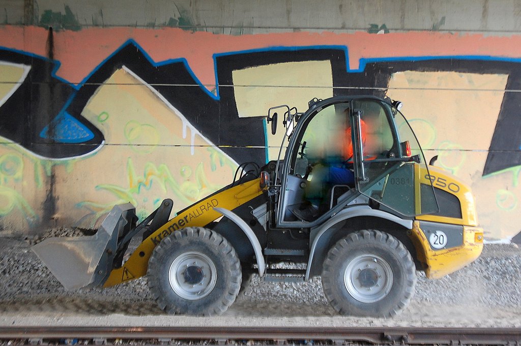 kramerALLRAD 950 am 04.05.11 Berlin-Beusselstr.