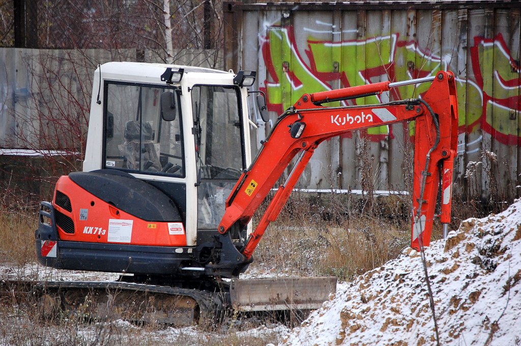 KUBOTA KX71-3 am 26.11.10 Baustelle am S-Bhf. Berlin-Blankenburg.