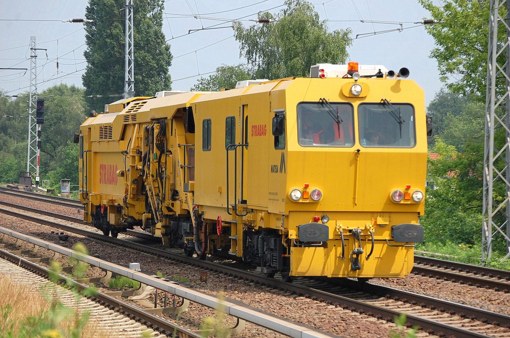 MATISA Typ? Gleisstopfmaschine der Fa. STRABAG, 08.06.11 Berlin-Pankow.