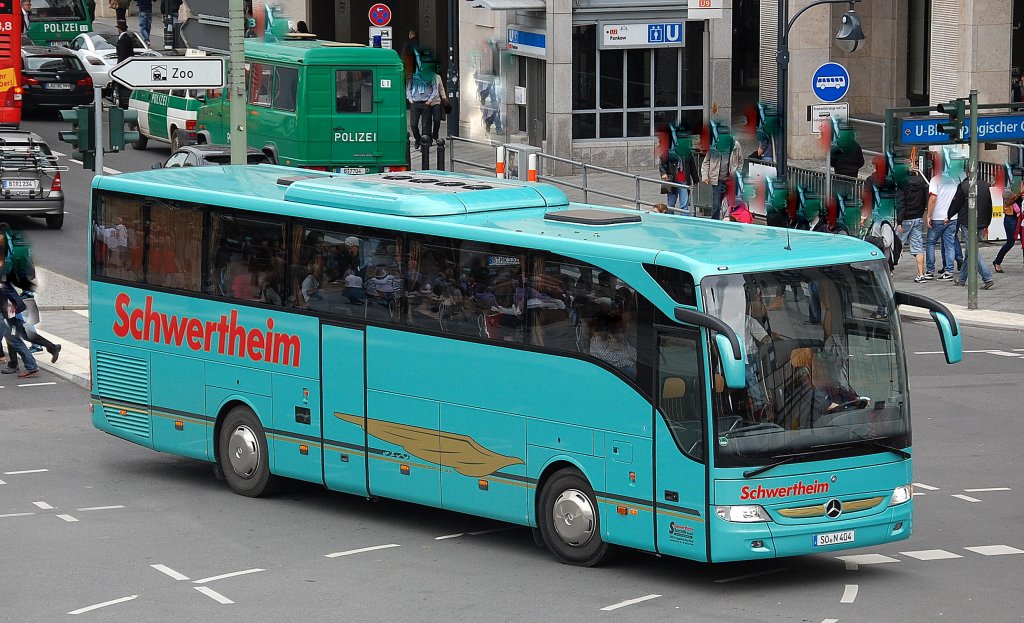 MB TOURISMO der Fa. Schwertheim, 01.06.13 Berlin Hardenbergplatz.