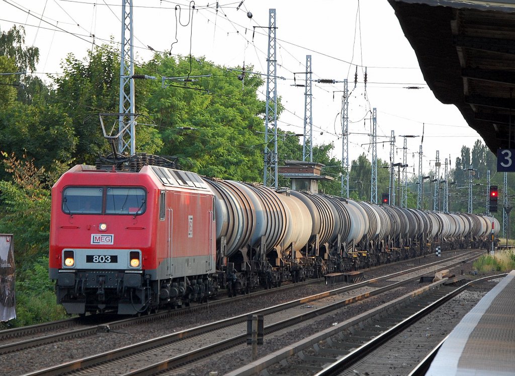 MEG 803 (91 80 6156 003-6 D-MEG) unterwgs mit einem Leerzug Kesselwagen Richtung Schwedt �ber Bernau, 01.07.10 Berlin-Karow.