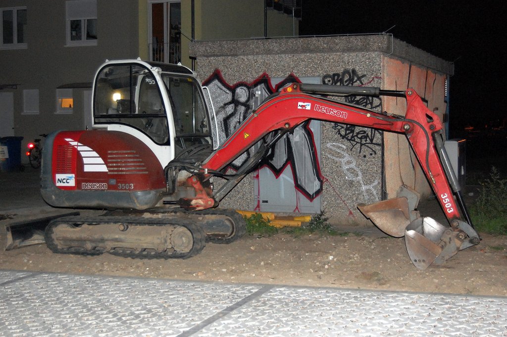 Minibagger neuson 3503 der Fa. NCC am 17.09.09 Berlin-Pankow.