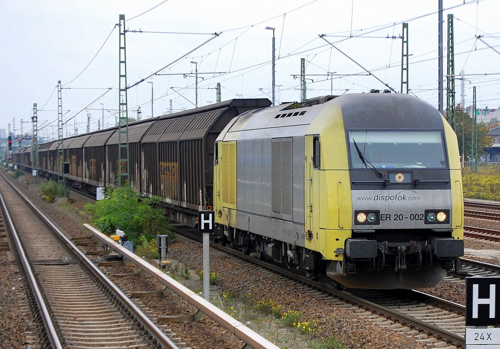 MRCE Dispolok ER 20-002 (92 80 1223 002-7 D-DISPO) unterwegs mit einem Ganzzug Schiebewandwagen Richtung Berlin-Spandau, 07.10.10 Berlin-Beusselstr.