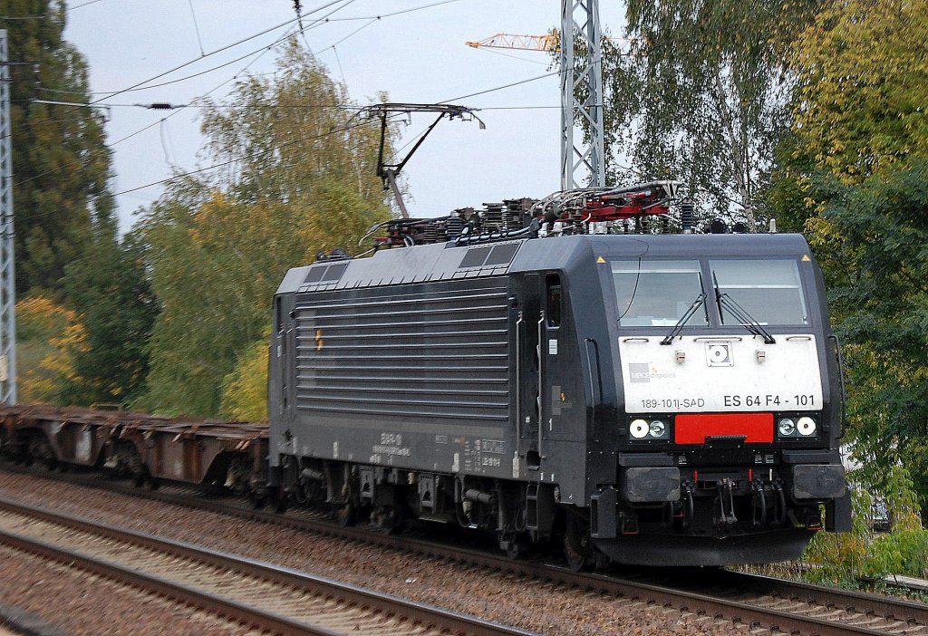 MRCE Mietlok ES 64 F4-101 (91 80 6189 101-? D-DISPO I-SAD) am 12.10.12 Berlin-Karow.