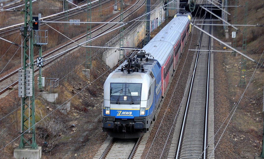 MWB Taurus 1116 911-7 f�r ODEG mit dem RE4 nach Rathenow Richtung Berlin-Jungfernheide, 31.12.12 Berlin-Putlitzbr�cke.