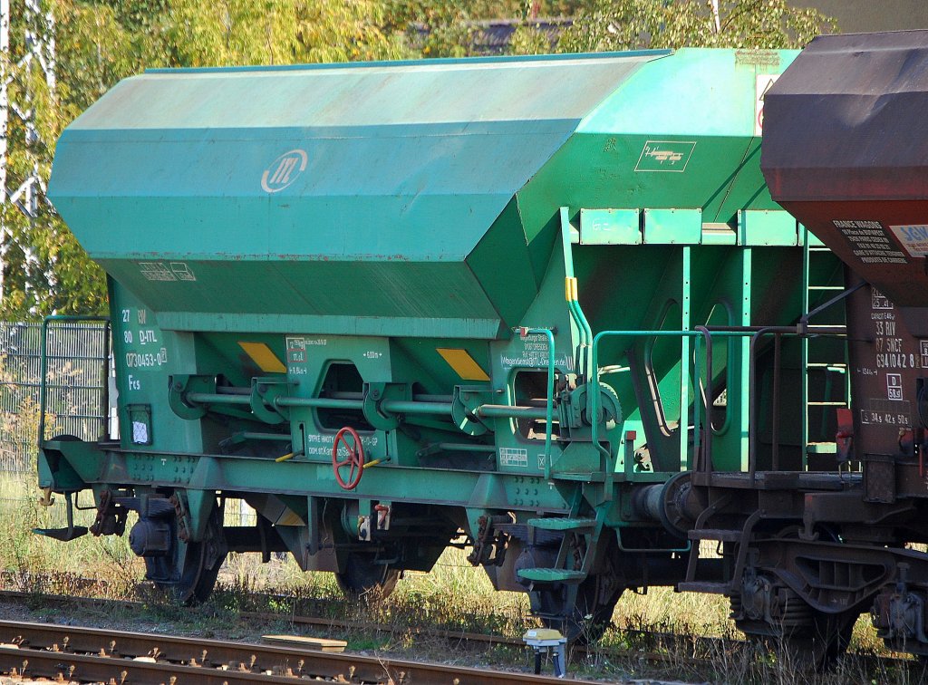 Offener Sch�ttgutwagen von ITL eingestellt mit der Nr. 27 RIV 80 D-ITL 0730453-0(P) Fcs am 27.09.11 Berlin-Blankenburg.